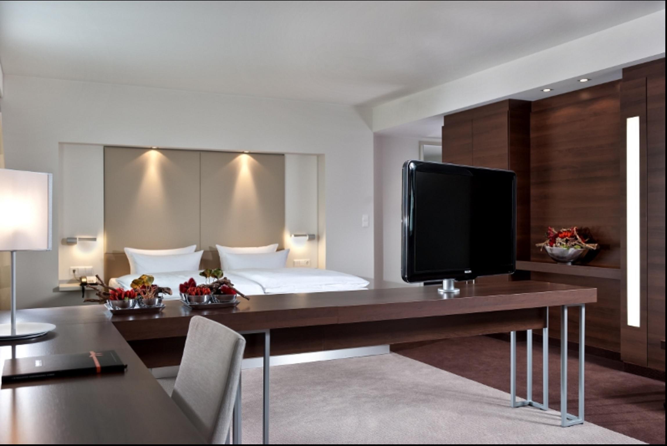 Hotel Estrel Berlin Zewnętrze zdjęcie