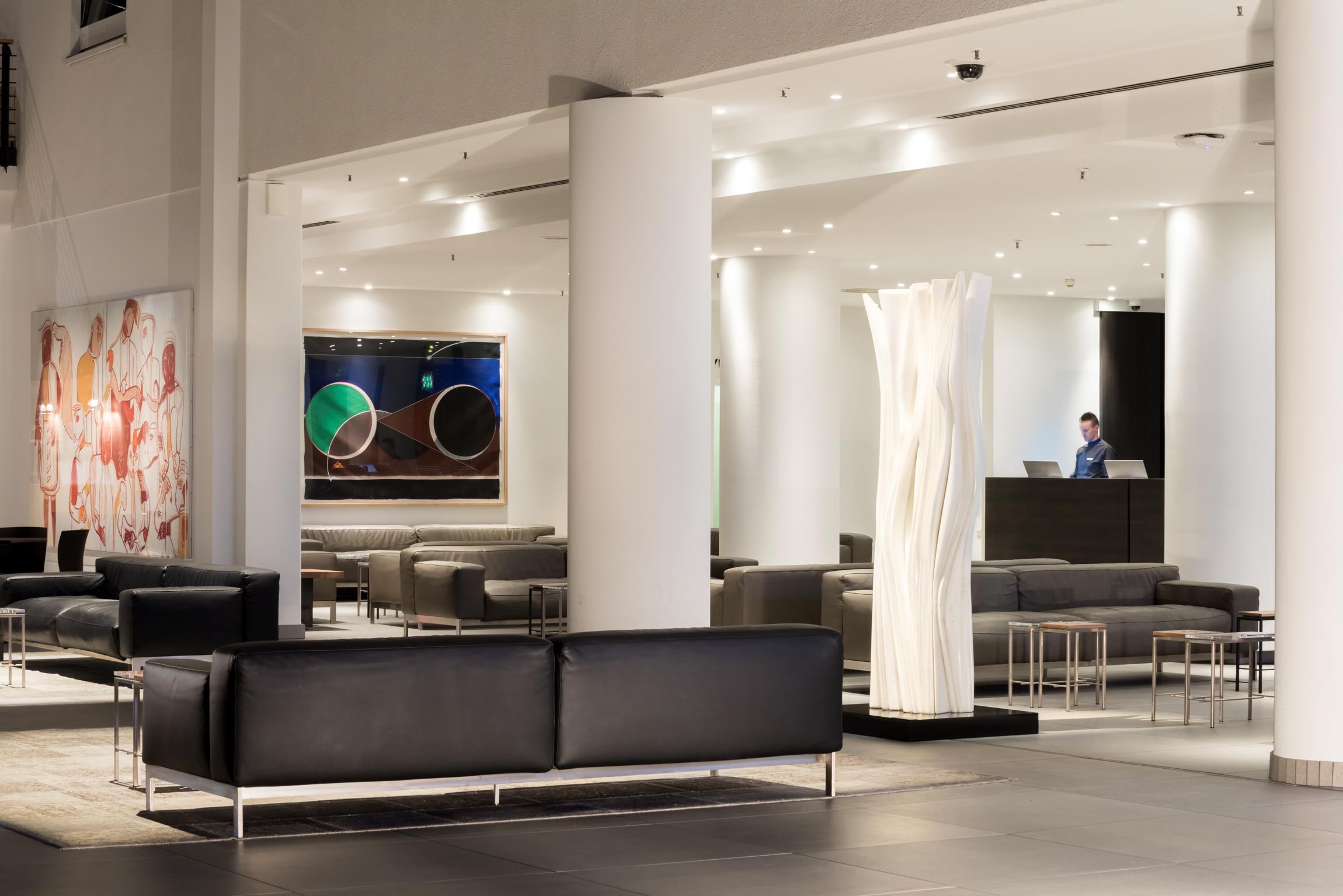 Hotel Estrel Berlin Zewnętrze zdjęcie
