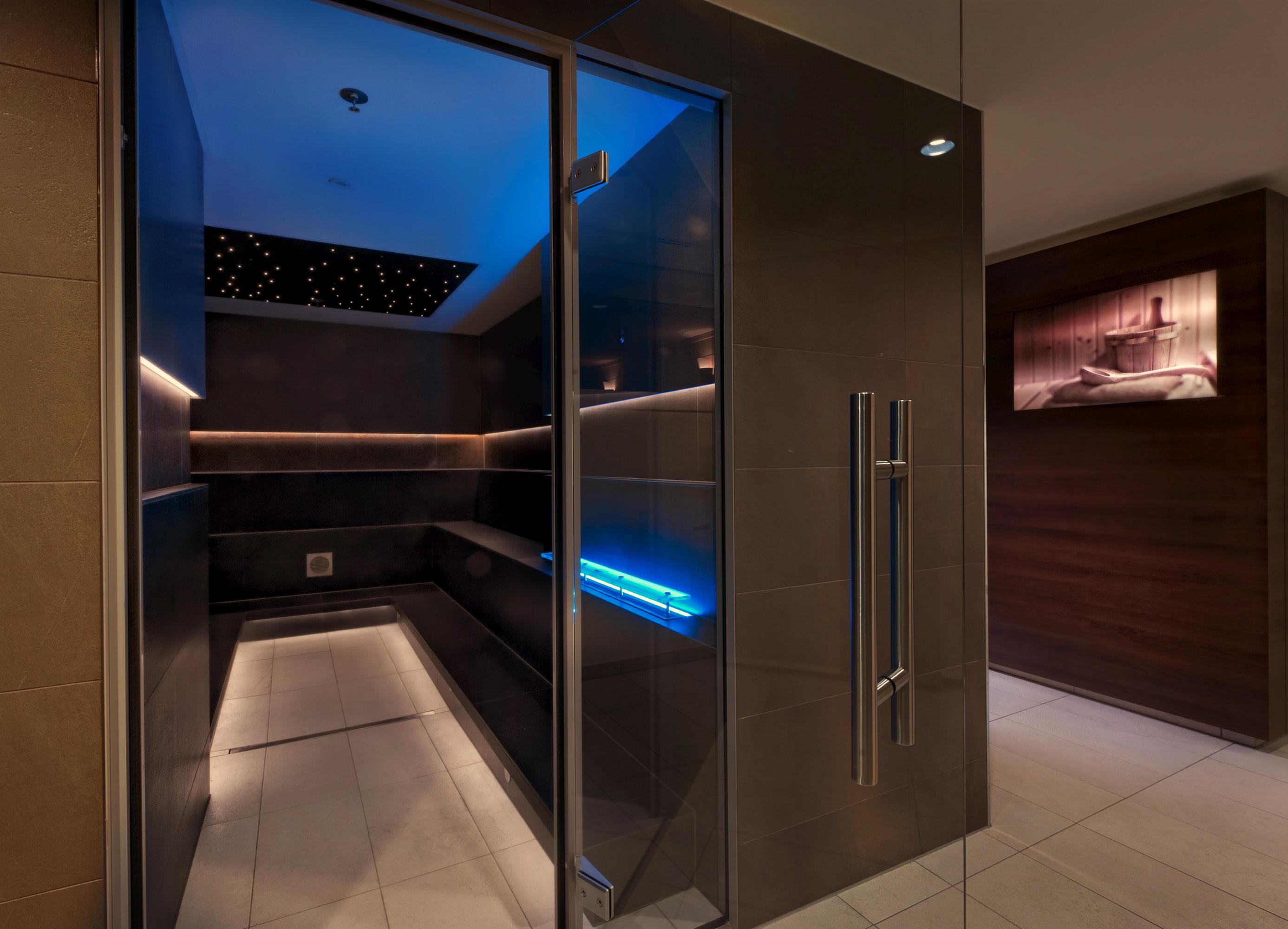 Hotel Estrel Berlin Zewnętrze zdjęcie